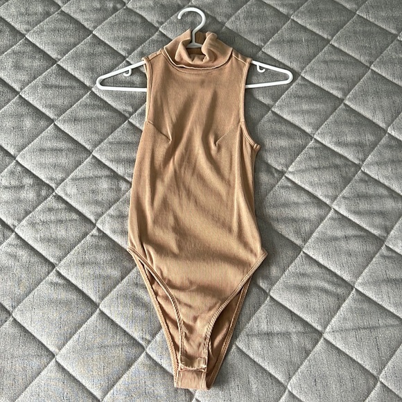 Women’s Semiformal bodysuit - Picture 1 of 1